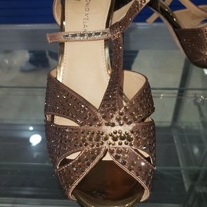 Antonio Melani Bronze Heels 10